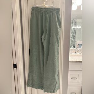 JLUX LABEL, Green Linen Pants. Size Large.